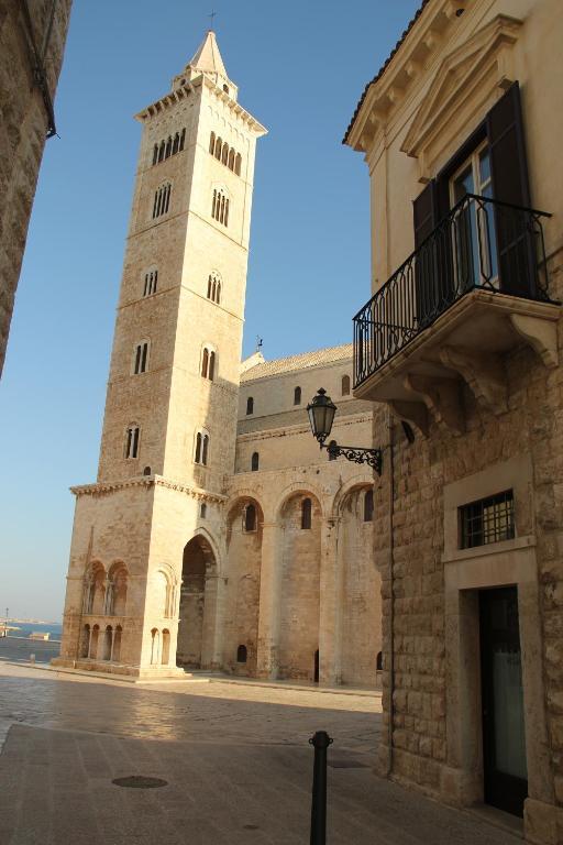 Palazzo Filisio - Regia Restaurant Hotel Trani Eksteriør billede